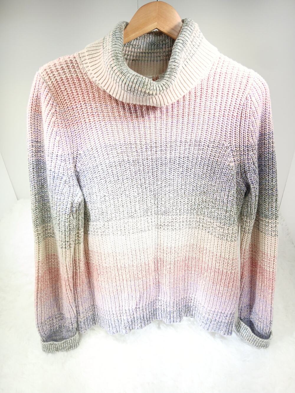 GAP Pastel Ombre Marled Knit Crew Neck Sweater - Medium